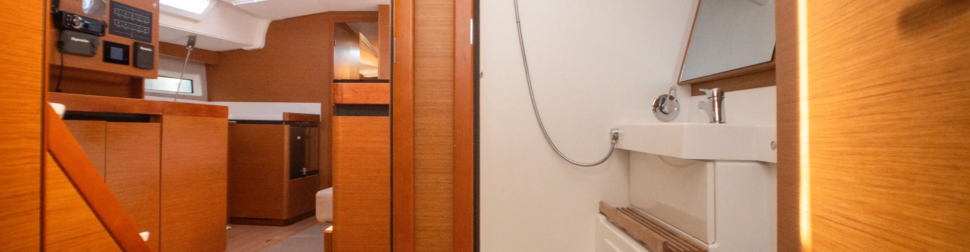 jedrilica Sun Odyssey 490
