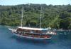 Tradicionalni brod za krstarenje Labrador - drveni motorni jedrenjak 1967  najam plovila Split