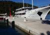Premium kruzer MV Jadranska Kraljica - motorni jedrenjak 1998  najam plovila Split