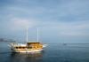 Tradicionalni brod za krstarenje Dalmatinka - drveni motorni jedrenjak 1968  najam plovila Split