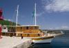Tradicionalni brod za krstarenje Dalmatinka - drveni motorni jedrenjak 1968  najam plovila Split