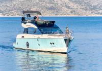 motorni brod Monte Carlo 5 Šibenik Hrvatska