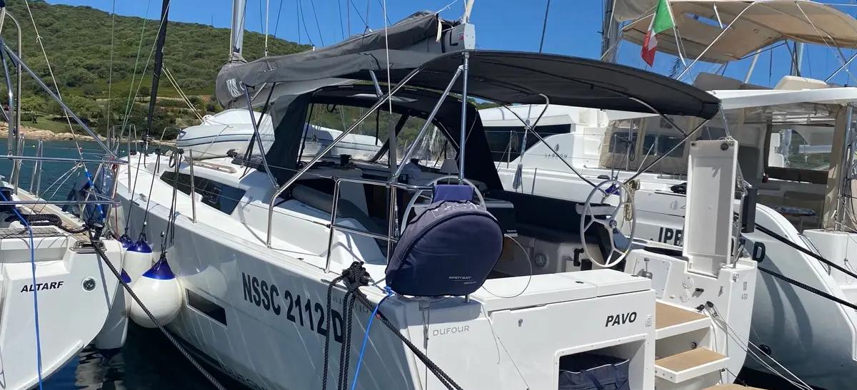 Dufour 430