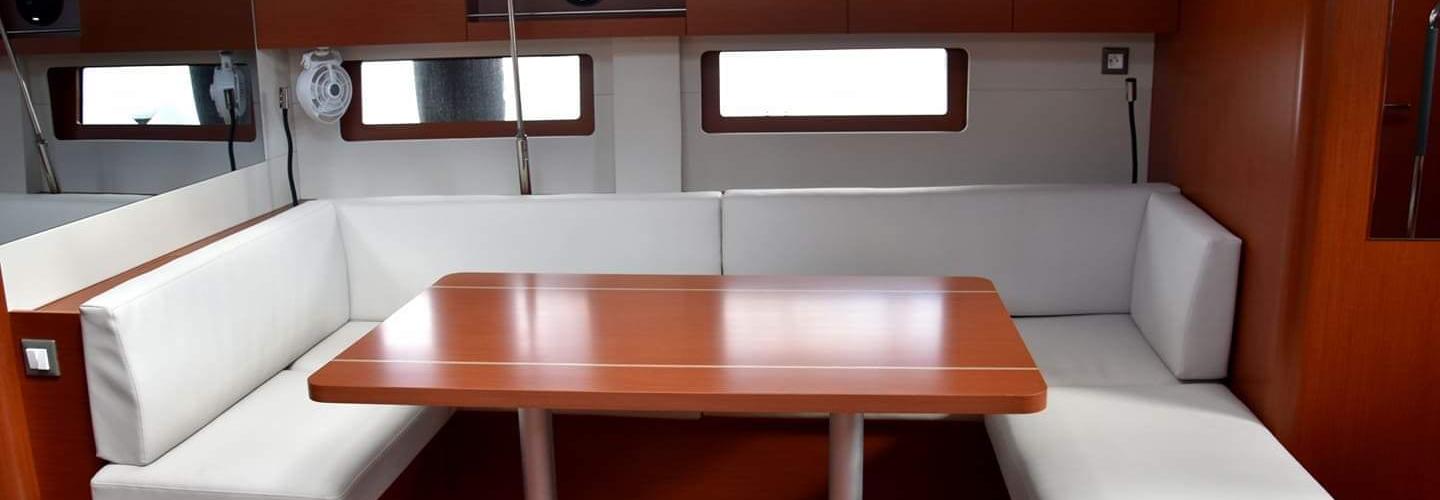 jedrilica Oceanis 51.1