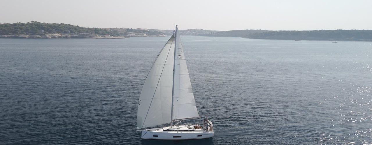 jedrilica Bavaria C45