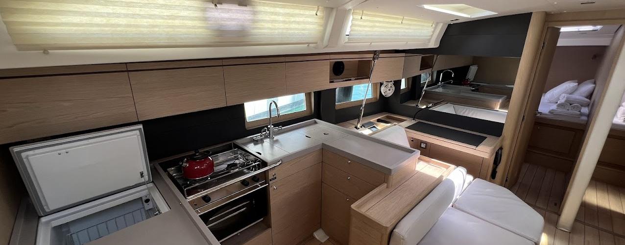 2019. Oceanis 51.1