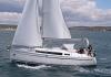 Bavaria Cruiser 33 2013  charter jedrilice