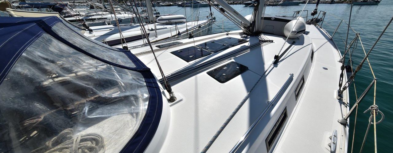 2012. Bavaria Cruiser 45