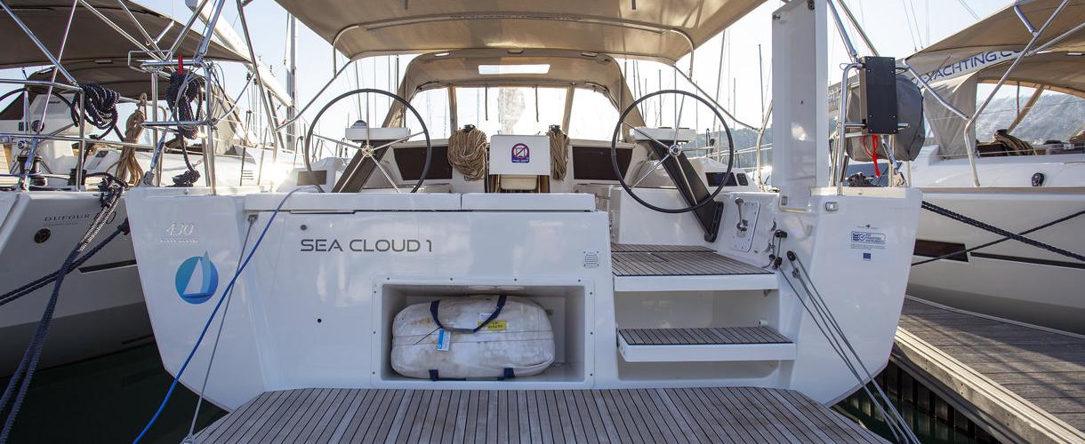 Dufour 430