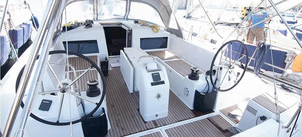 jedrilica Sun Odyssey 440