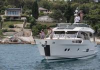 motorni brod Greenline Hybrid 48 Fly Biograd na moru Hrvatska