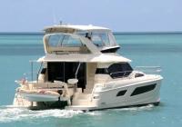 motorni brod Aquila 44  New Providence Bahami