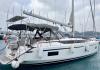 Bavaria C42 2024 charter jedrilice