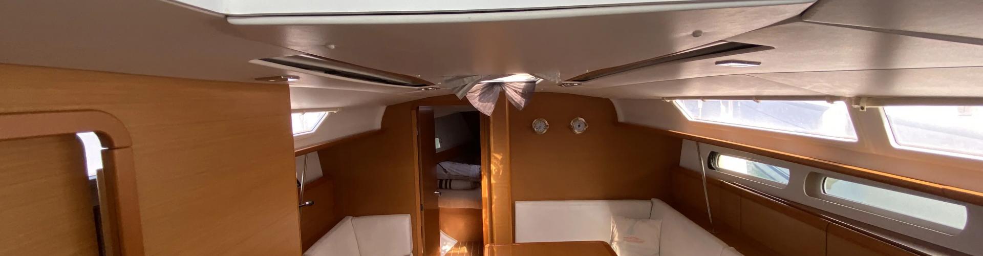 2013. Sun Odyssey 409