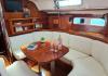 Oceanis 411 2001 charter jedrilice