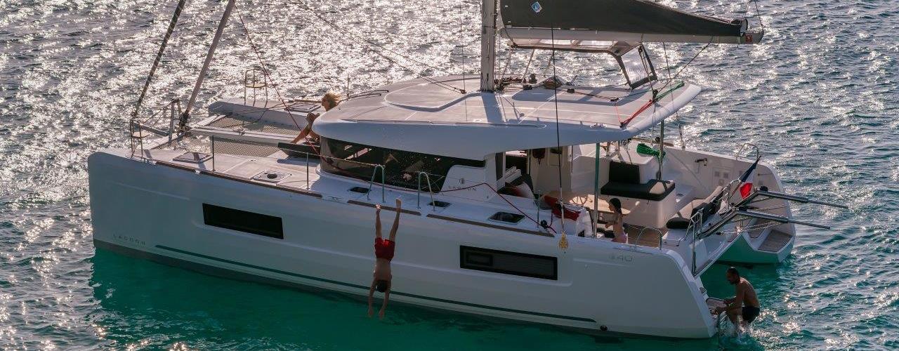 2018. Lagoon 40