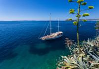 motorni jedrenjak - gulet Trogir Hrvatska
