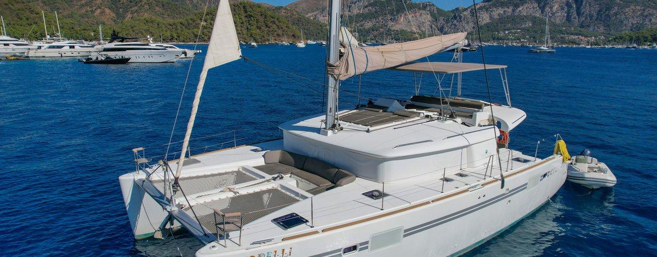 Lagoon 450 Fly