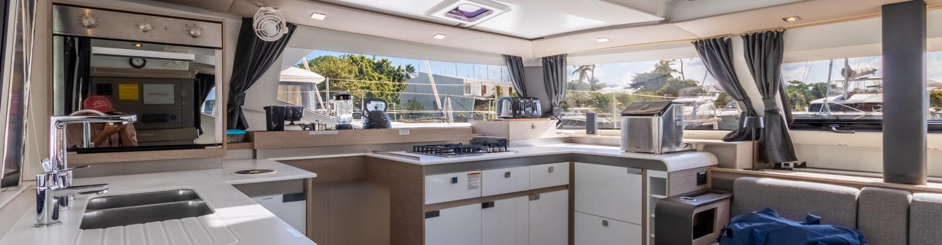 katamaran Fountaine Pajot Elba 45