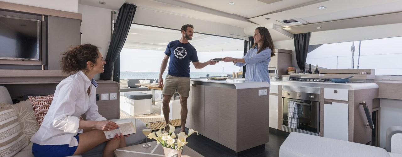 katamaran Fountaine Pajot Aura 51