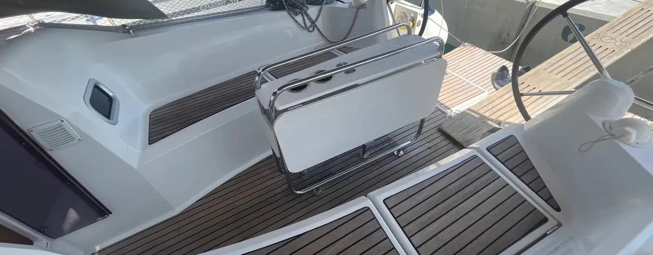 jedrilica Sun Odyssey 349