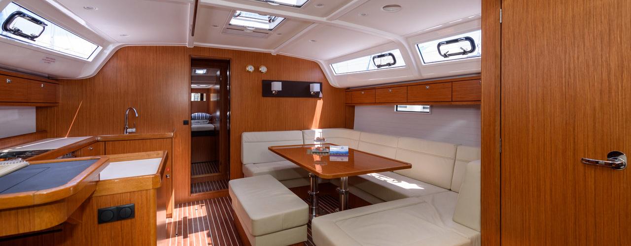 2017. Bavaria Cruiser 51