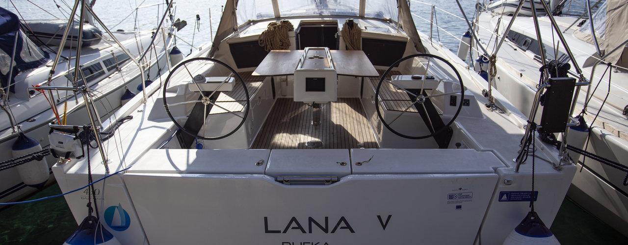 Dufour 430