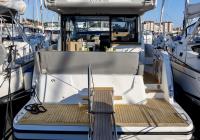 motorni brod Sealine C390 Biograd na moru Hrvatska