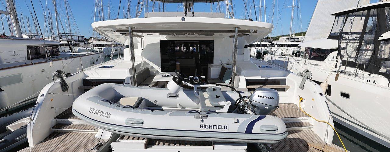 Lagoon 51