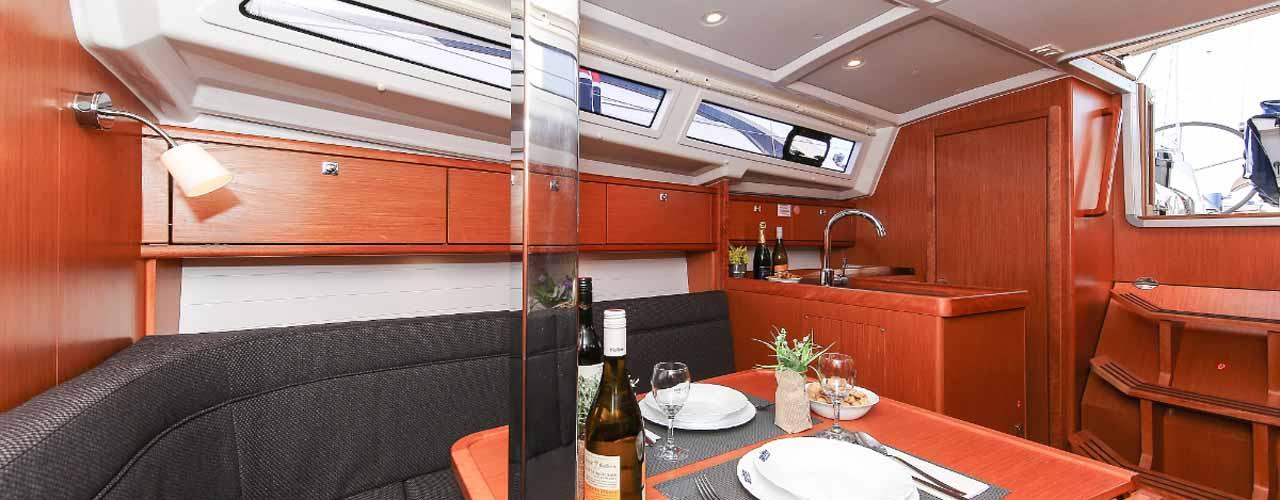 2017. Bavaria Cruiser 34