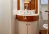 Efmaria Falcon 86 2001  5 kabina
