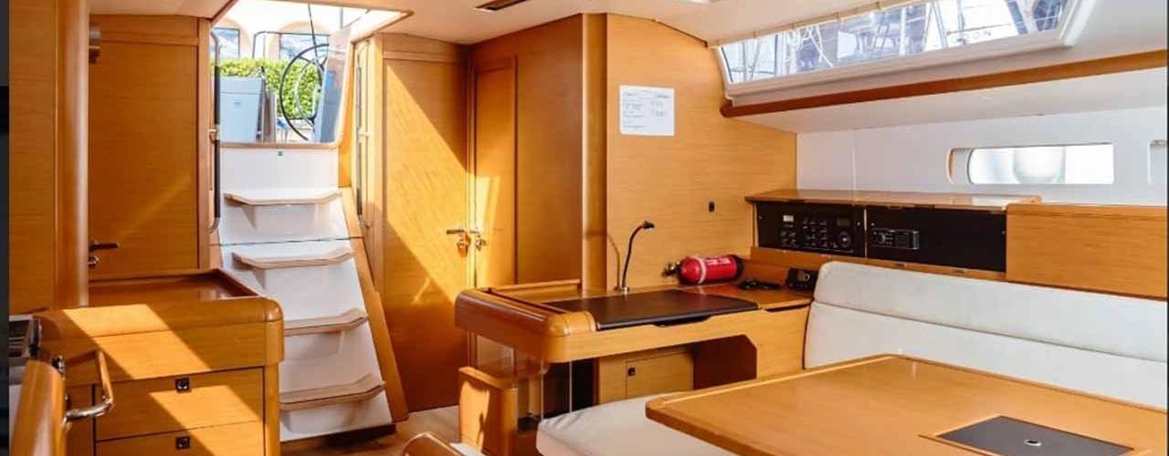 jedrilica Sun Odyssey 519
