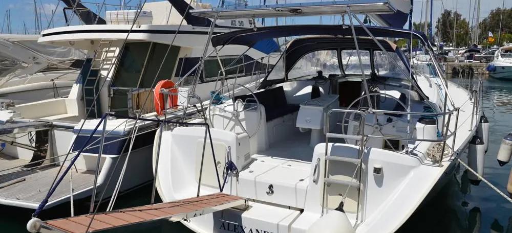 Cyclades 50.5