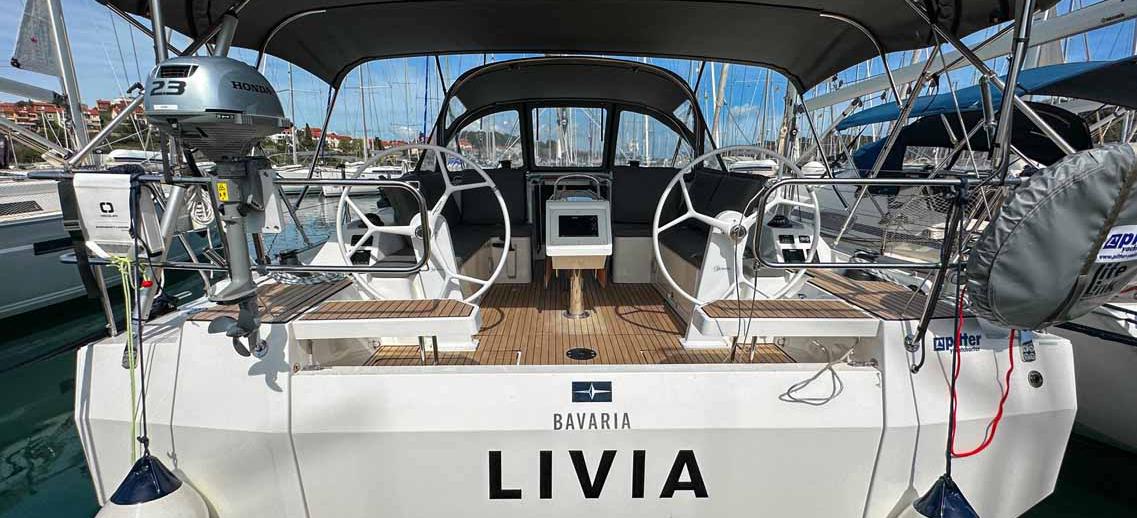 Bavaria C42