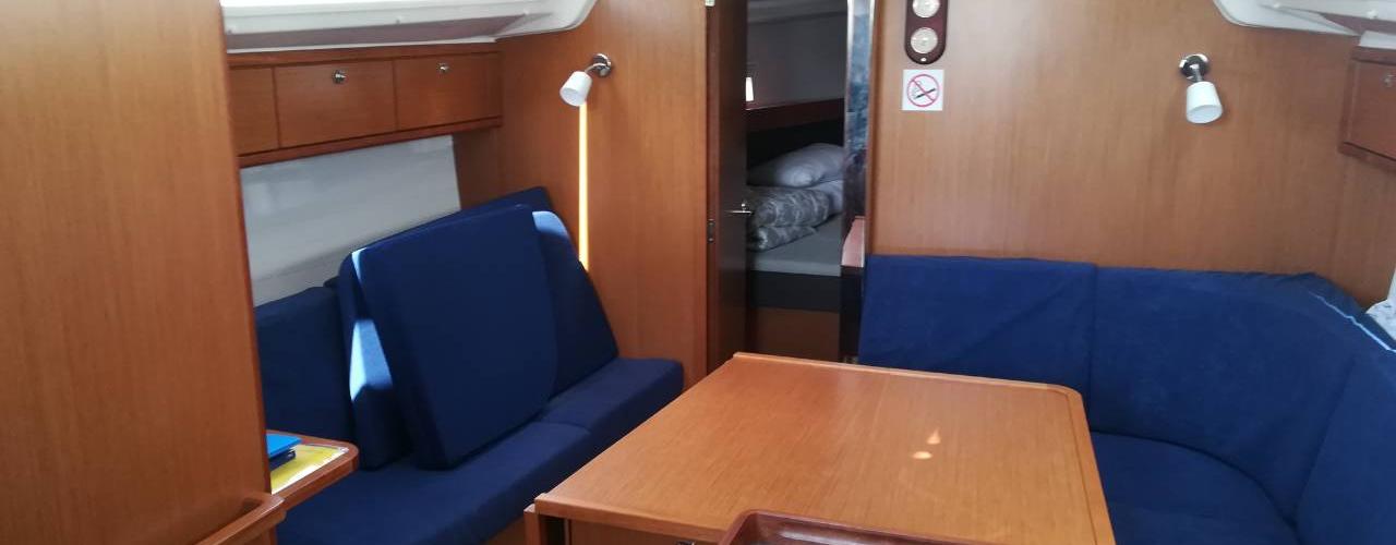 2018. Bavaria Cruiser 37