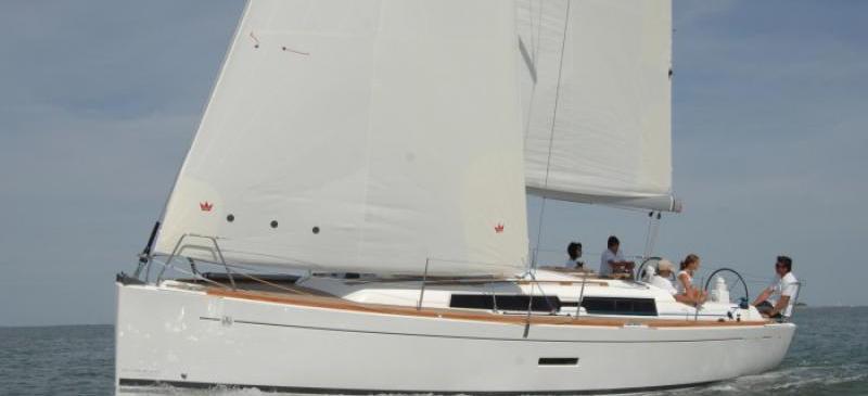 Dufour 335
