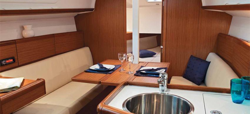 Sun Odyssey 30i