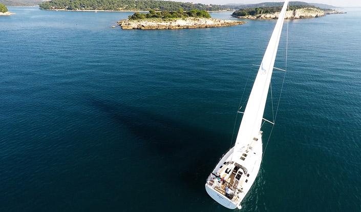 Test plovila: jedrilica Hanse 505